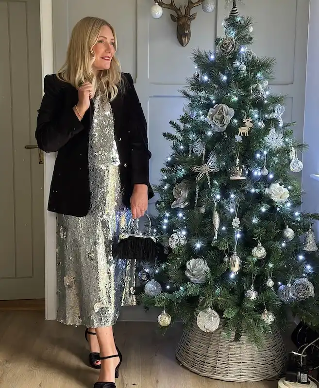 holiday party outfits for plus size petite women over 50