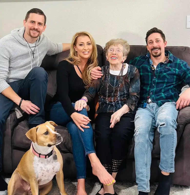 21 Thanksgiving Outfit Ideas for Grandma 22 alissaparkerifbb