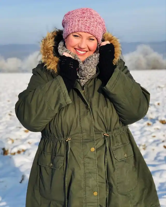 cold weather outfits for plus size petite women over 50
