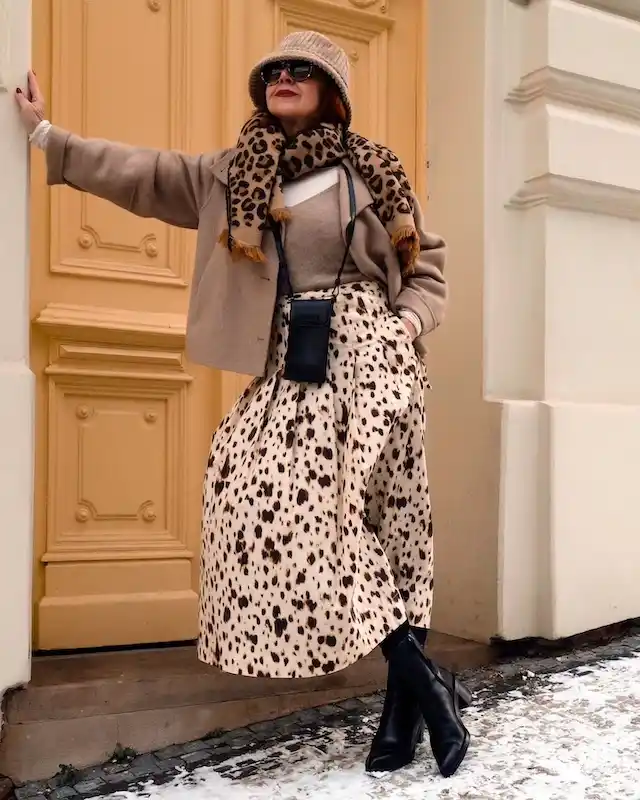 winter fashion for short curvy women over 50