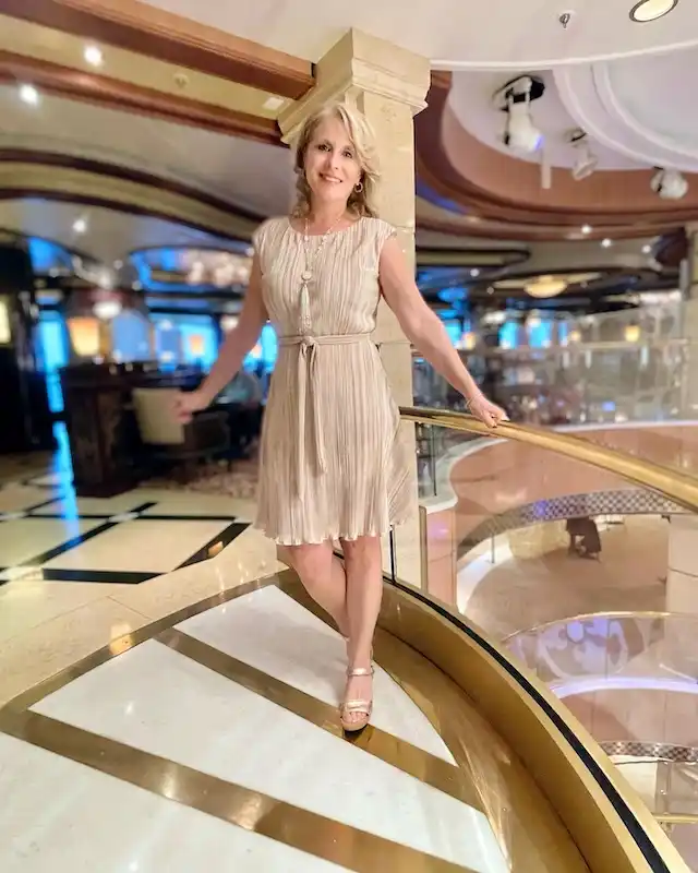 cocktail outfits for plus size petite women over 50