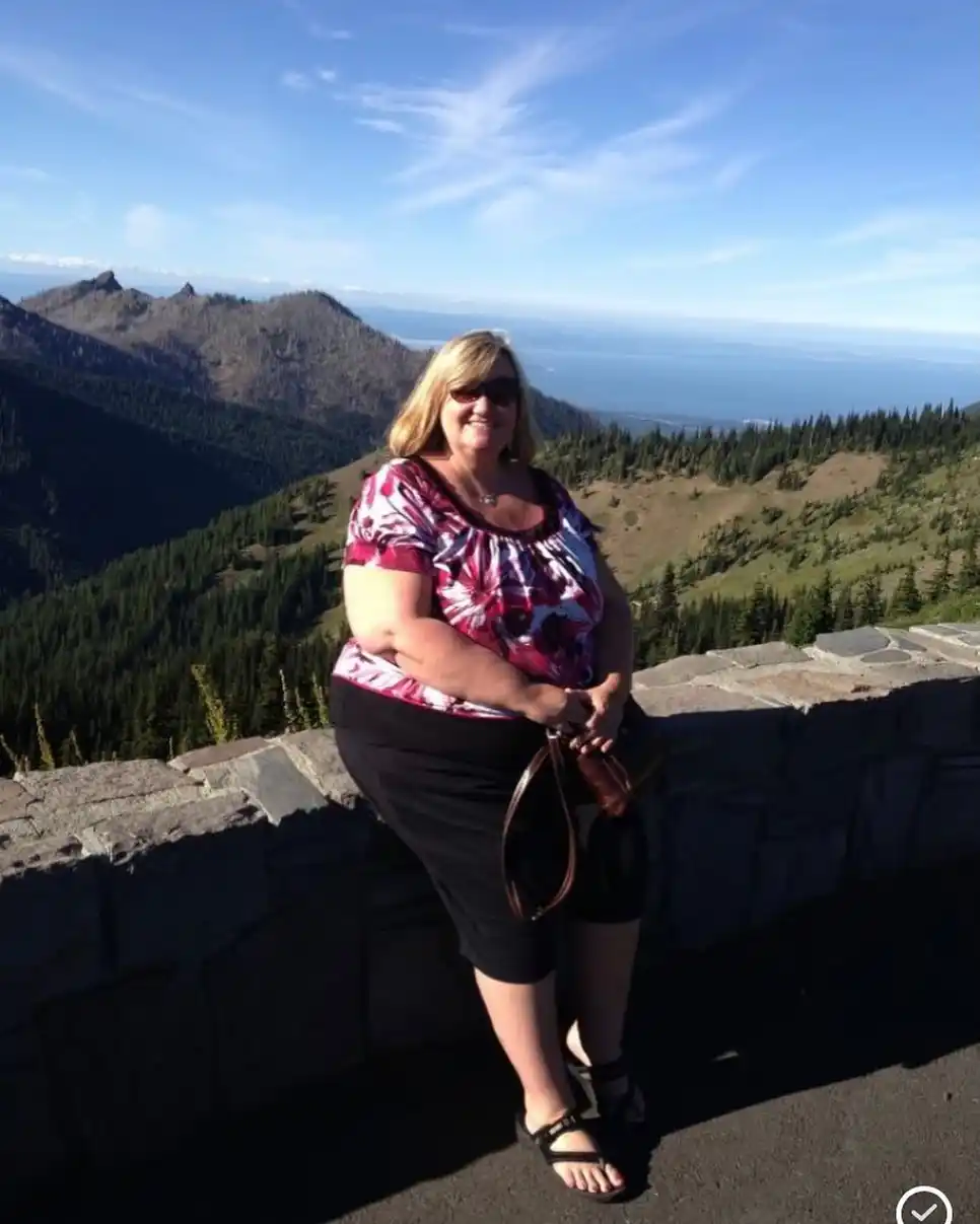 17 Plus Size Petite Outfits Over 50 That Look Absolutely Stunning 9 plus size petite outfits over 50