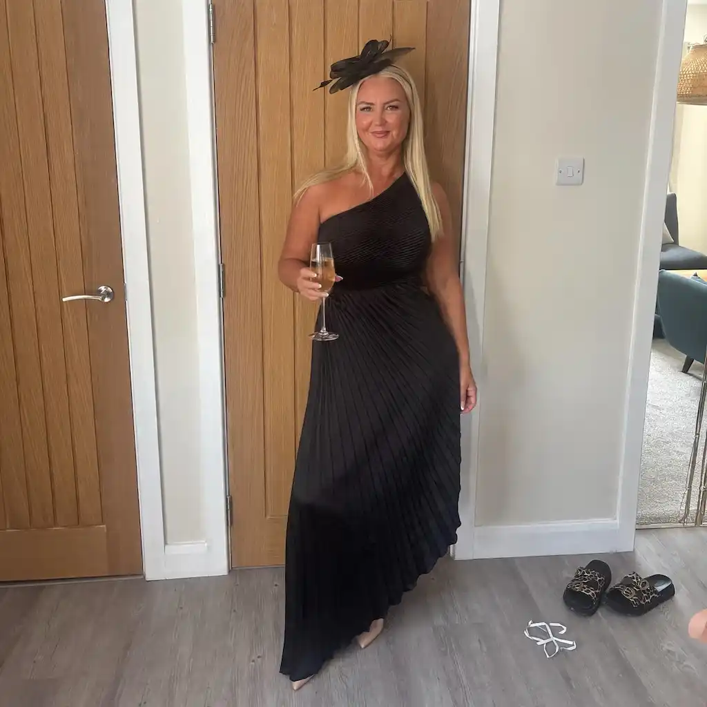 cocktail outfits for plus size petite women over 50
