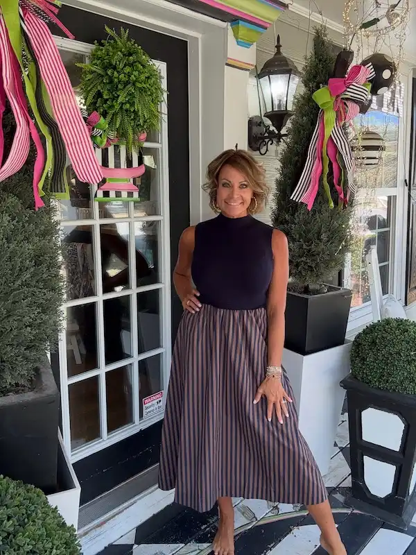 thanksgiving outfits for women who are hosting dinner