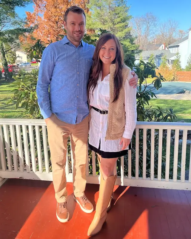 thanksgiving family photo outfits for plus size women