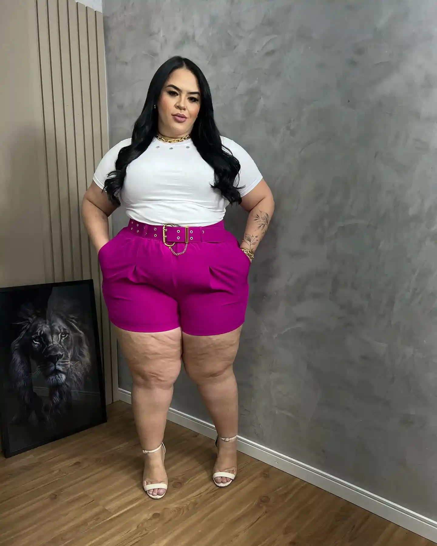 short curvy women over 50 outfit ideas
