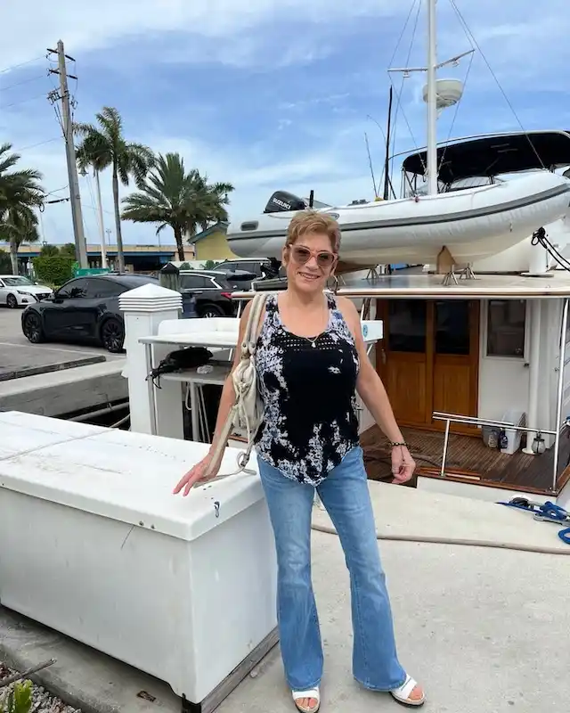 20 Florida Outfits for Plus Size Petite Women Over 50 (Snowbird-Approved) 7 Florida outfits for plus size petite women over 50