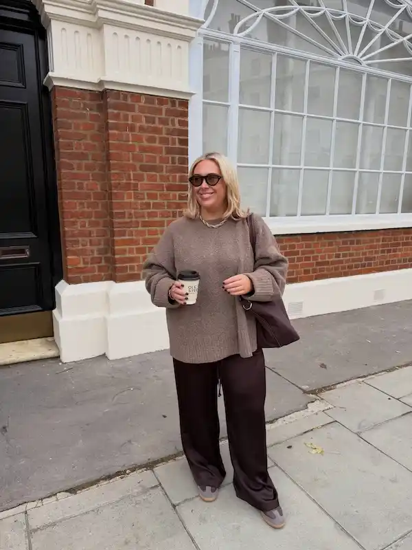 autumn outfits for short curvy women over 50