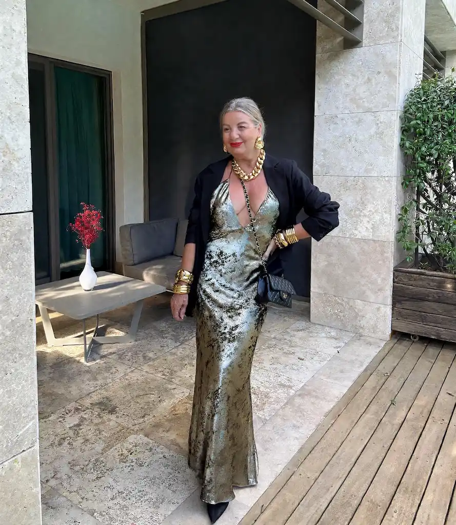 cocktail outfits for plus size petite women over 50