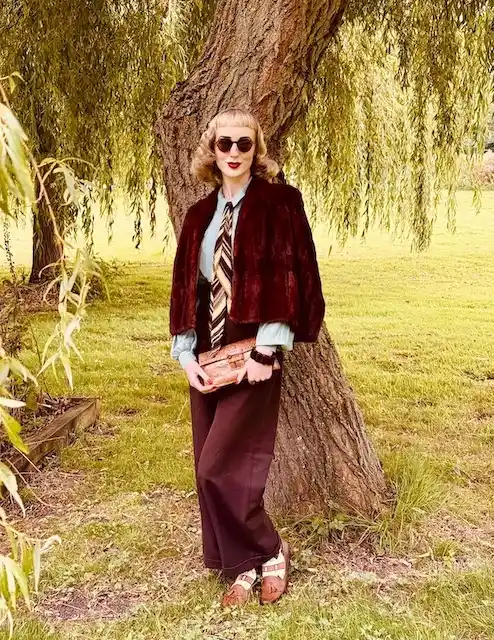 vintage-inspired thanksgiving outfit ideas