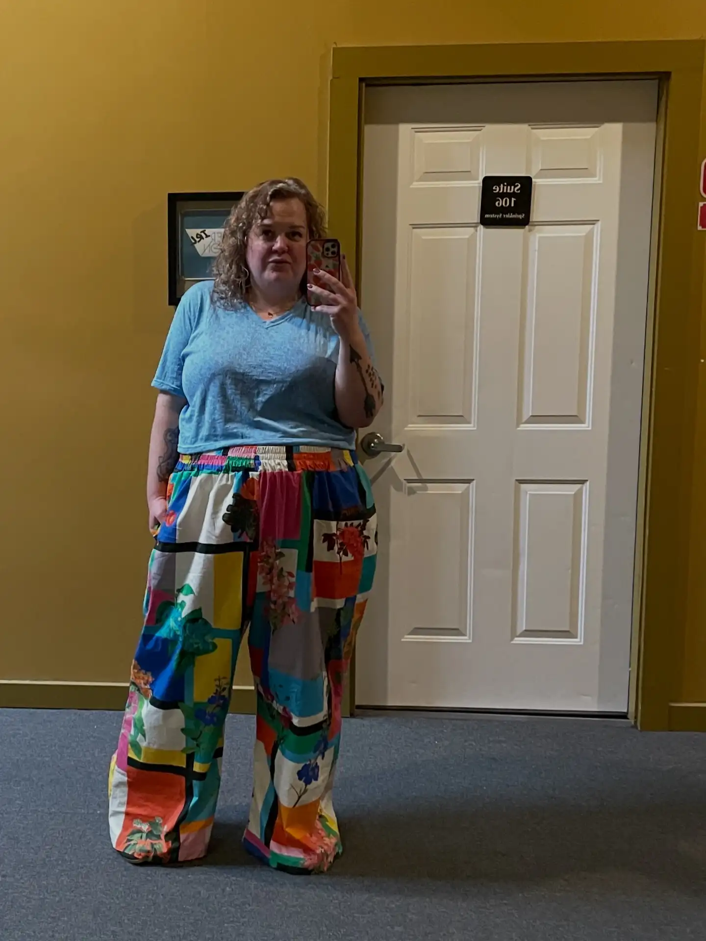 short curvy women over 50 outfit ideas