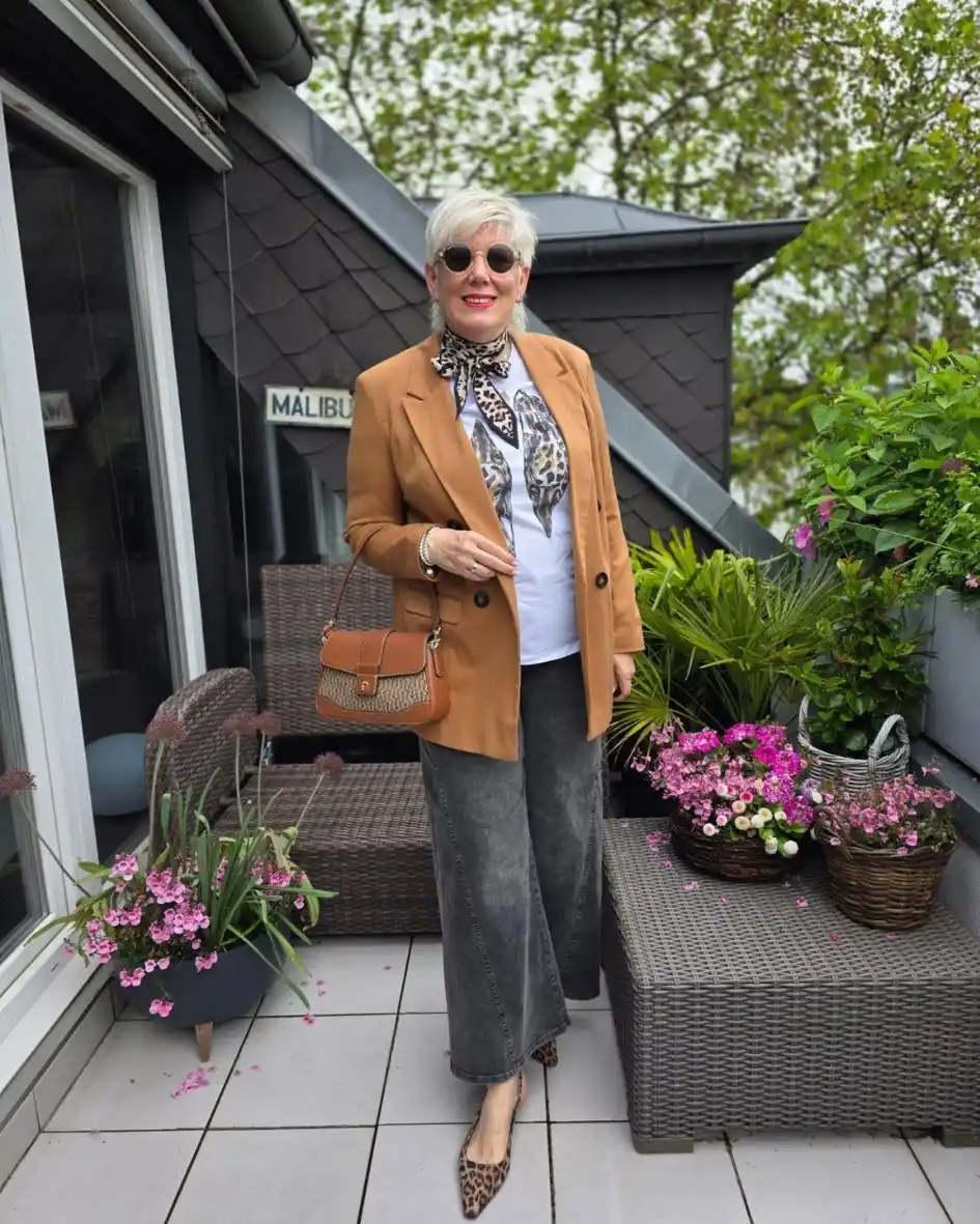 camel and tan outfits for plus size petite women over 50