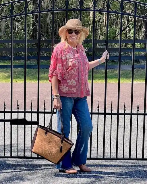 20 Florida Outfits for Plus Size Petite Women Over 50 (Snowbird-Approved) 9 Florida outfits for plus size petite women over 50