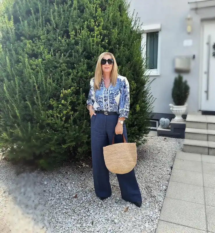 professional outfits for plus size petite women over 50