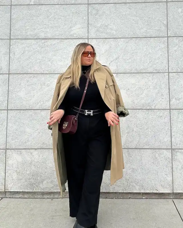 17 Trench Coat Outfits for Plus Size Petite Women Over 50 2 trench coat outfits for plus size petite women over 50