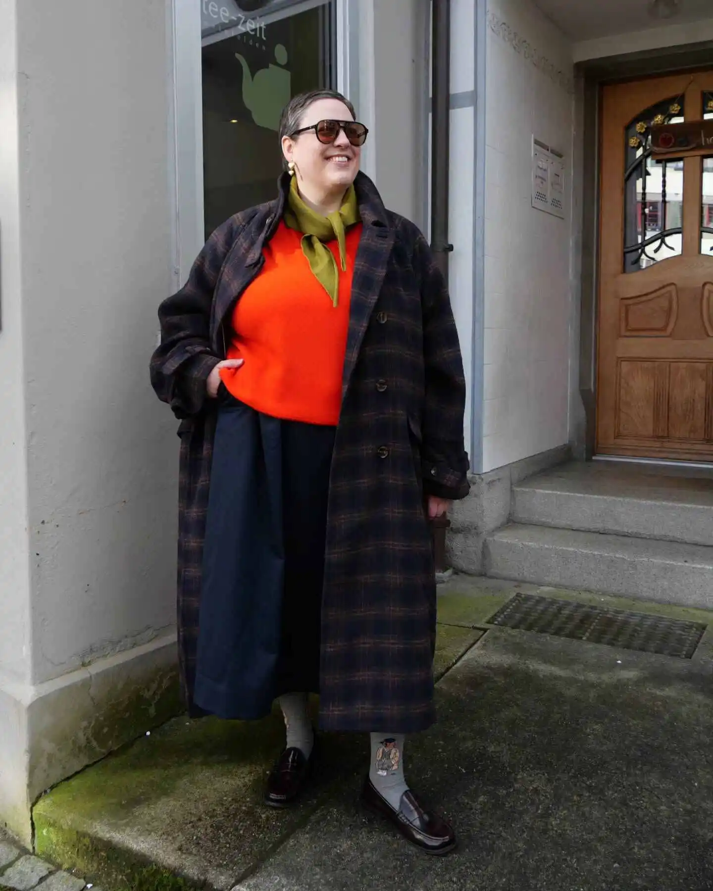 18 Autumn Outfits for Short Curvy Women Over 50 You Will Actually Wear 12 autumn outfits for short curvy women over 50