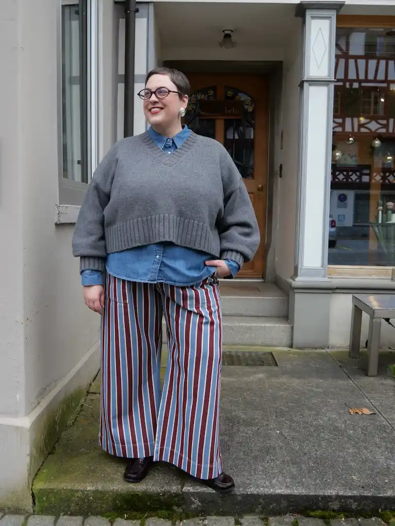 cozy winter outfits for plus size petite women over 50