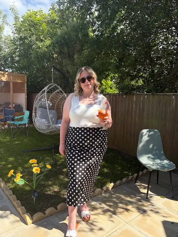 stylish outfits for plus size petite women over 50