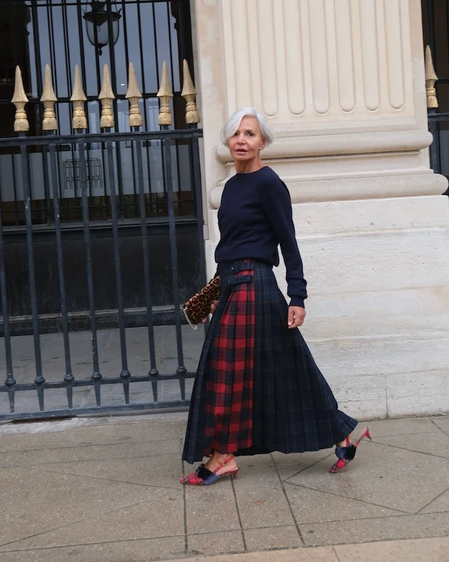 plaid christmas outfits for petite plus size women over 50