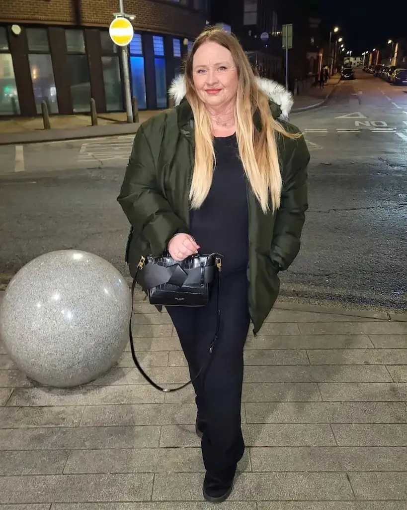 18 Puffer Jacket Outfits for Plus Size Petite Women Over 50 That Aren't Bulky 5 puffer jacket outfits for plus size petite women over 50