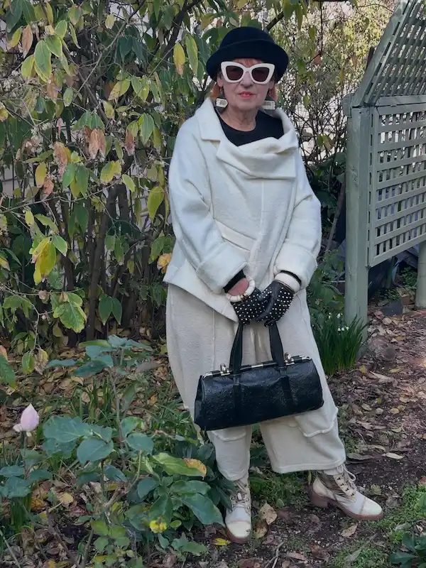 cozy winter outfits for plus size petite women over 50