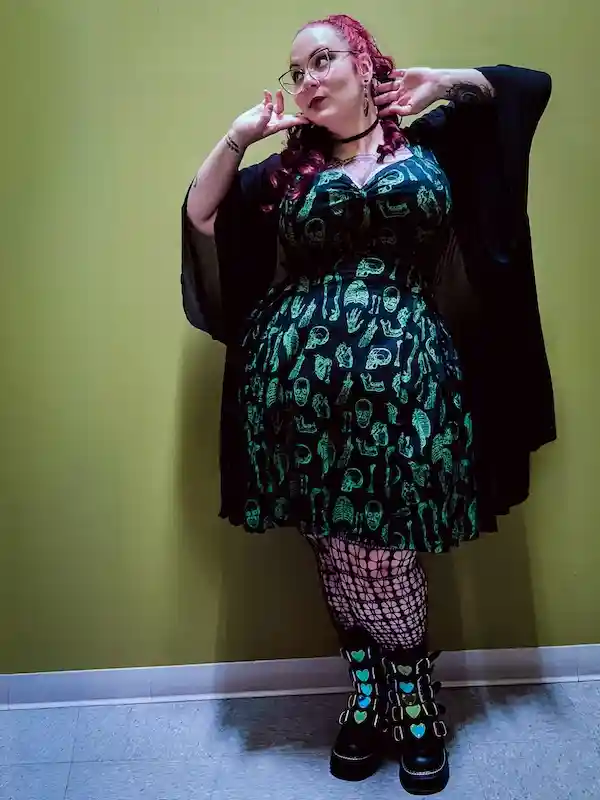 plus size petite black dress halloween looks