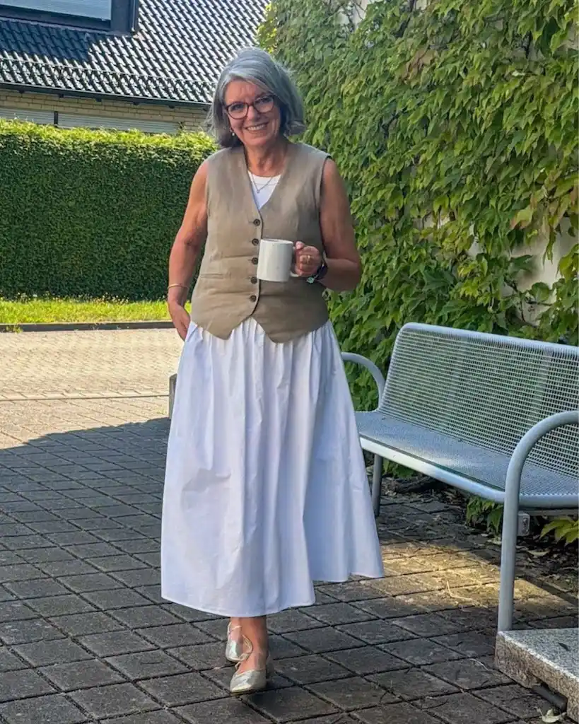 vest outfits for plus size petite women over 50