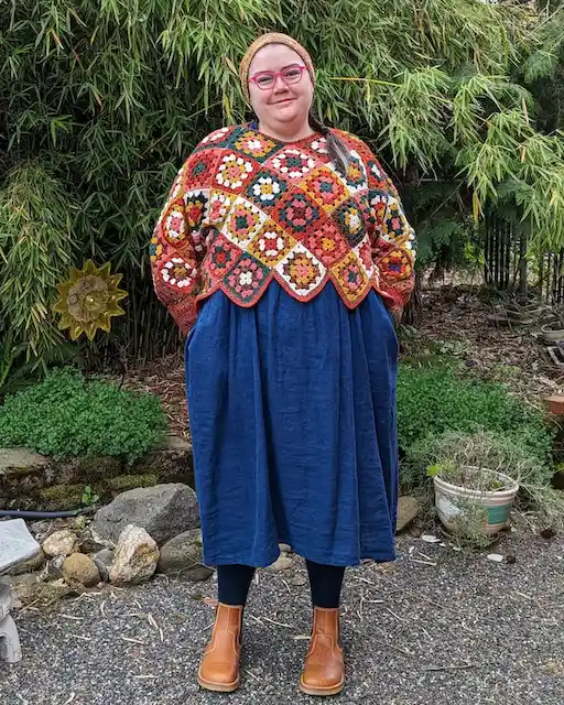 20 Ugly Christmas Sweater Party Outfits for Plus Size Women Over 50 11 ugly christmas sweater party outfits for plus size women over 50