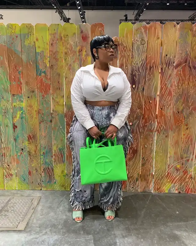 short curvy women over 50 outfit ideas