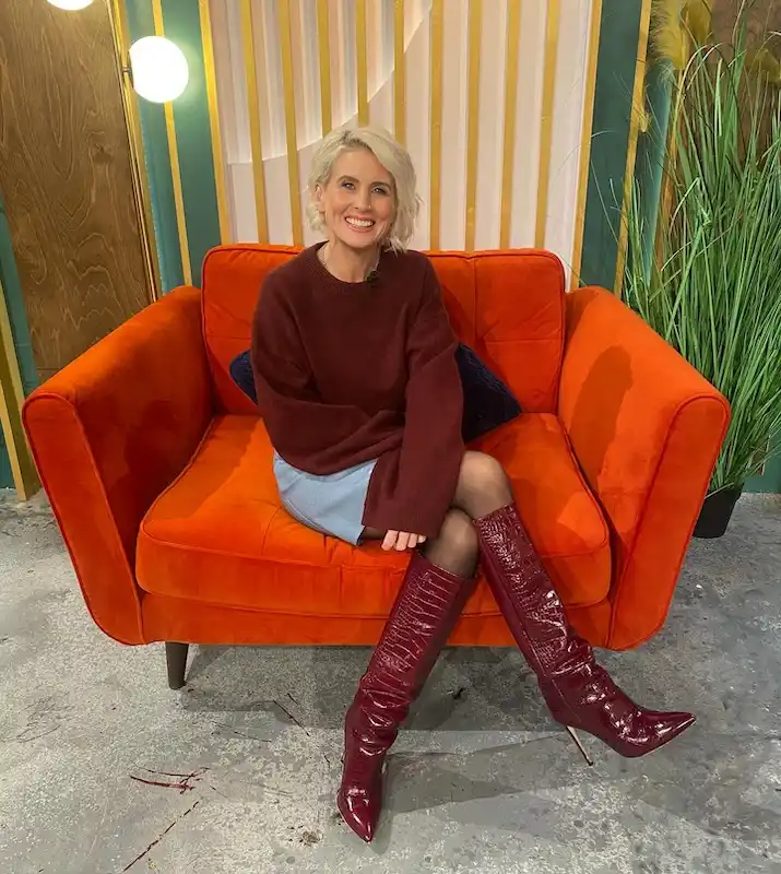 winter fashion for short curvy women over 50