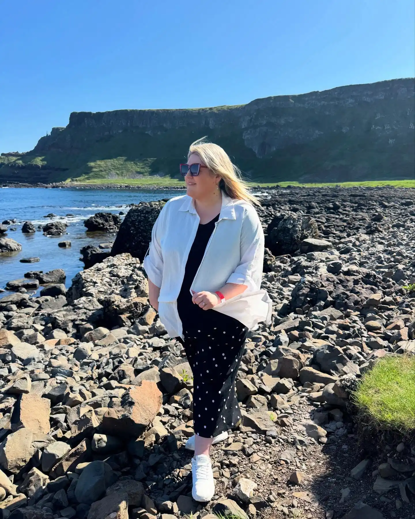 short curvy women over 50 outfit ideas
