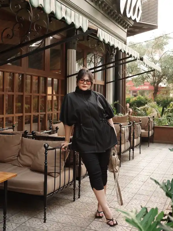 capri pants outfits for plus size petite women over 50