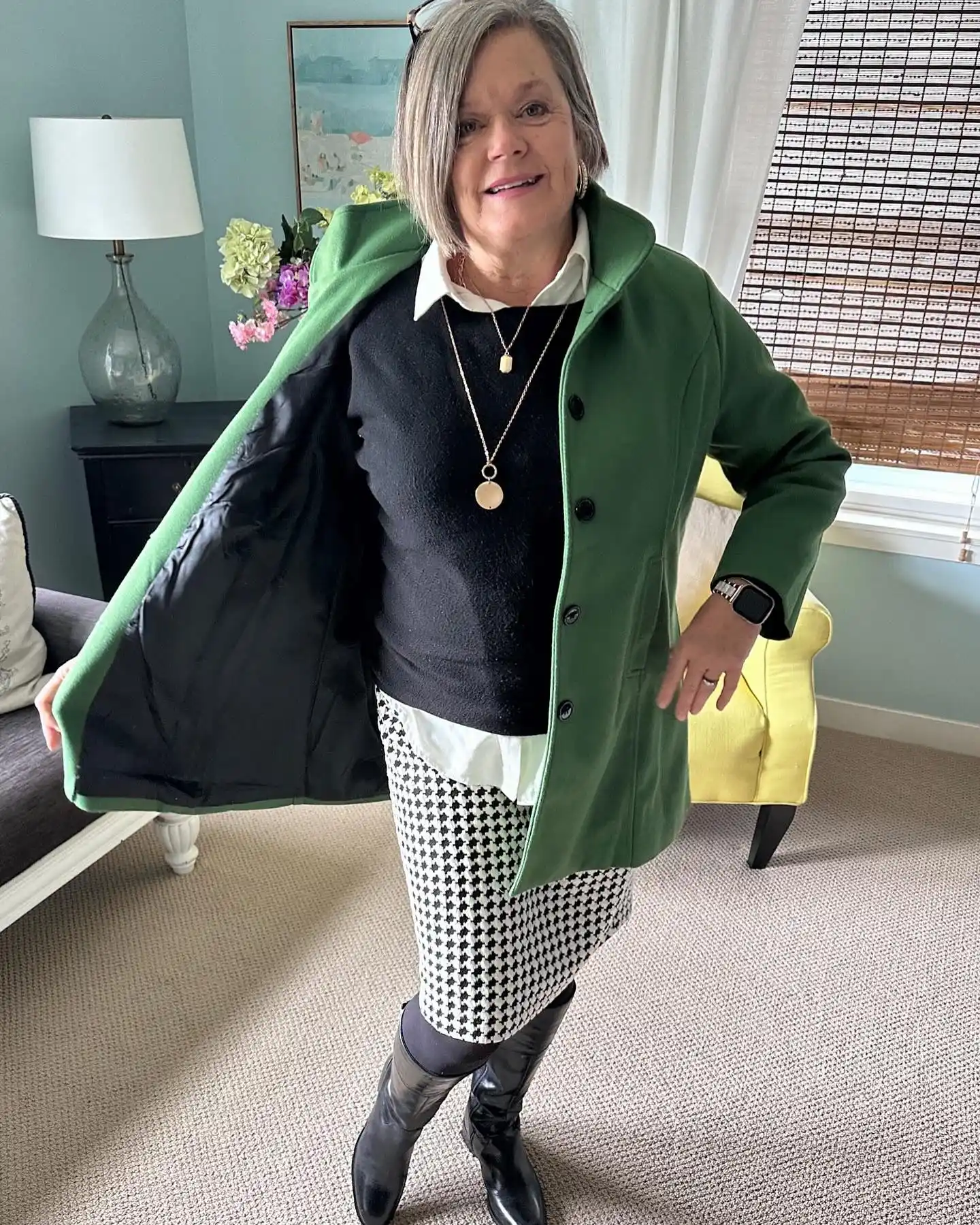 18 Autumn Outfits for Short Curvy Women Over 50 You Will Actually Wear 2 autumn outfits for short curvy women over 50