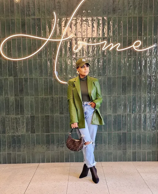 New Year’s Day Brunch Outfits for Plus Size Women 
