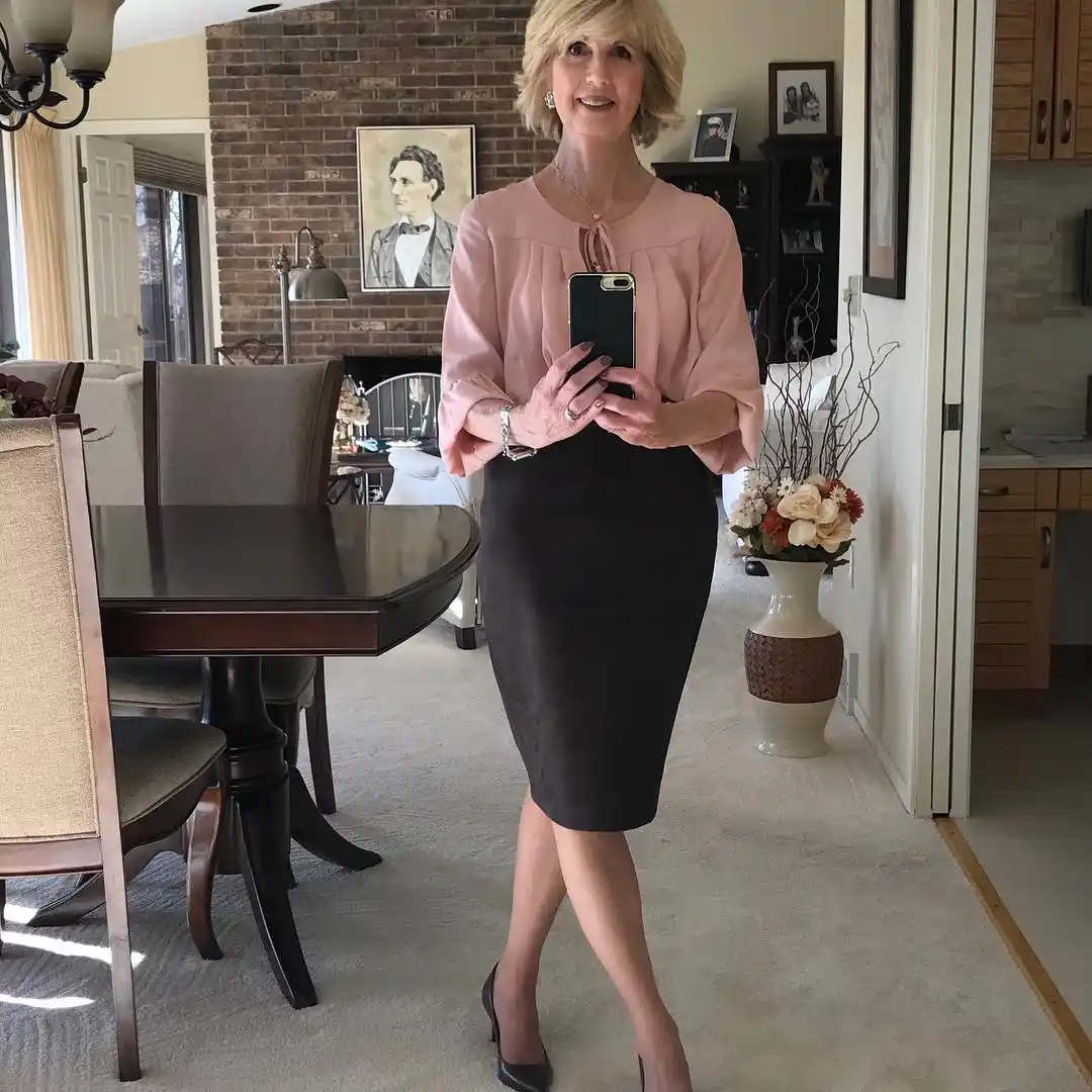 professional outfits for plus size petite women over 50