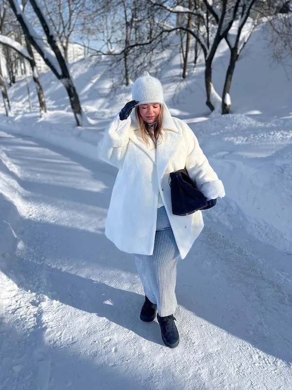 winter fashion for short curvy women over 50