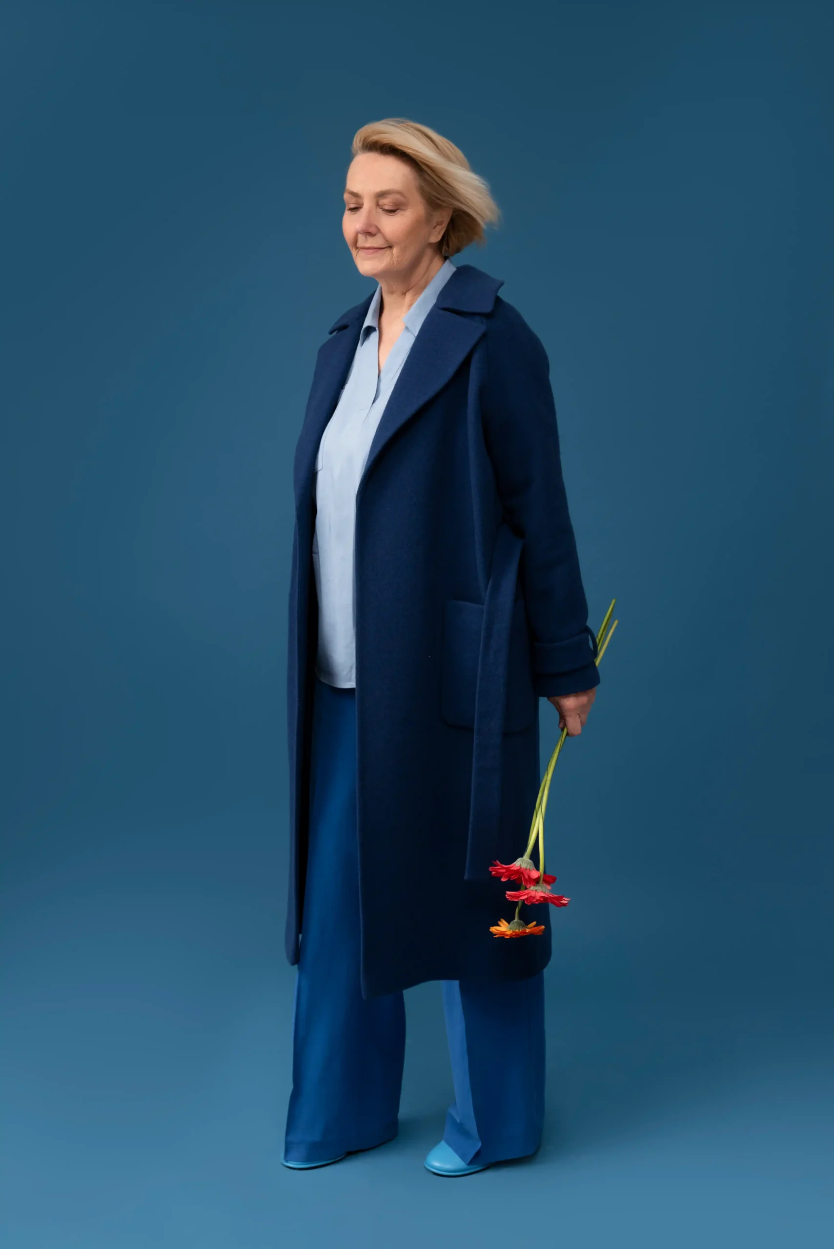 18 Autumn Outfits for Short Curvy Women Over 50 You Will Actually Wear 3 autumn outfits for short curvy women over 50
