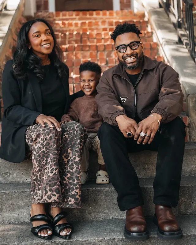 thanksgiving family photo outfits for plus size women