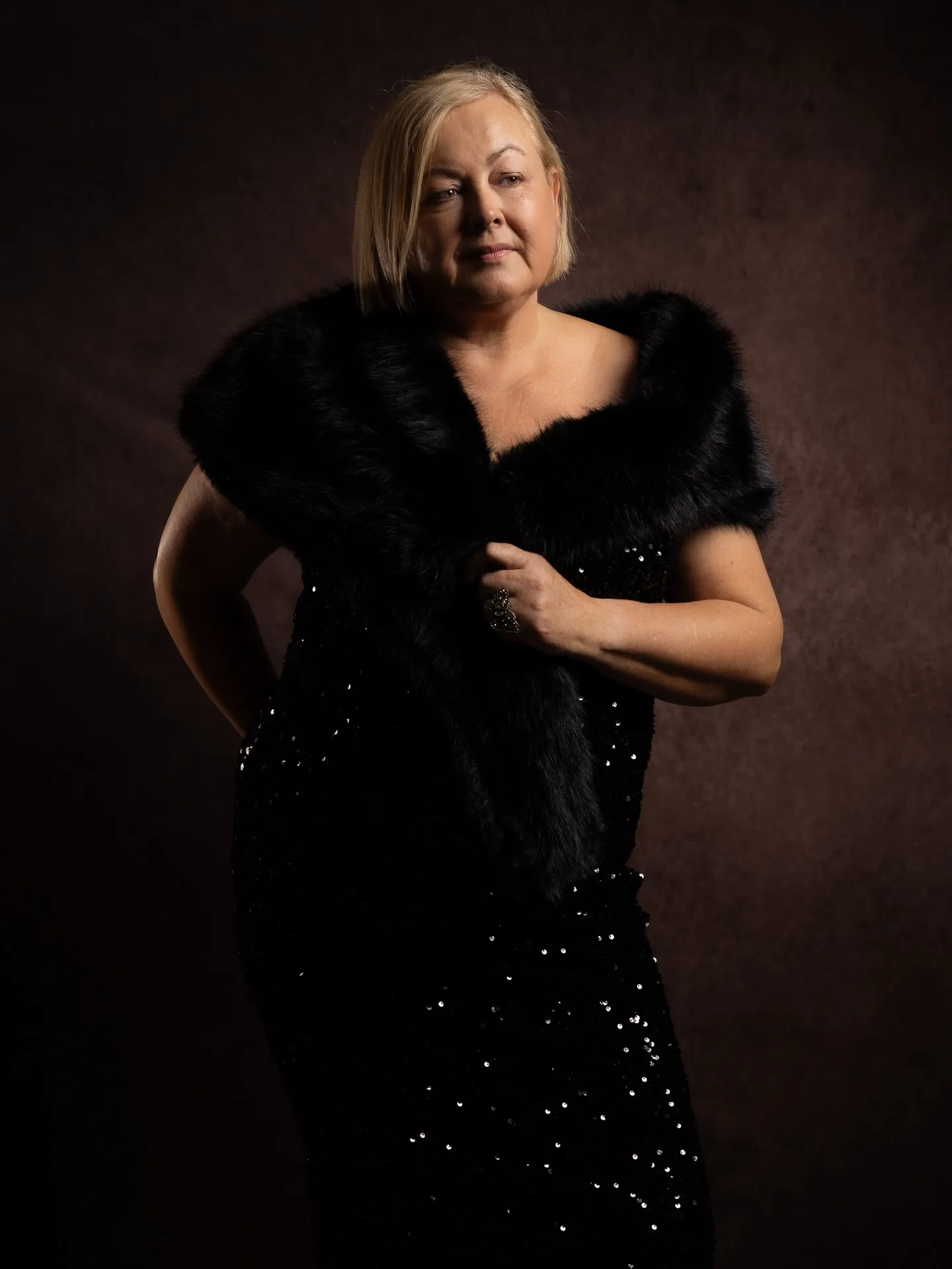 20 All Black New Year’s Eve Outfits for Plus Size Women Over 50 8 all black new years eve outfits for plus size women over 50