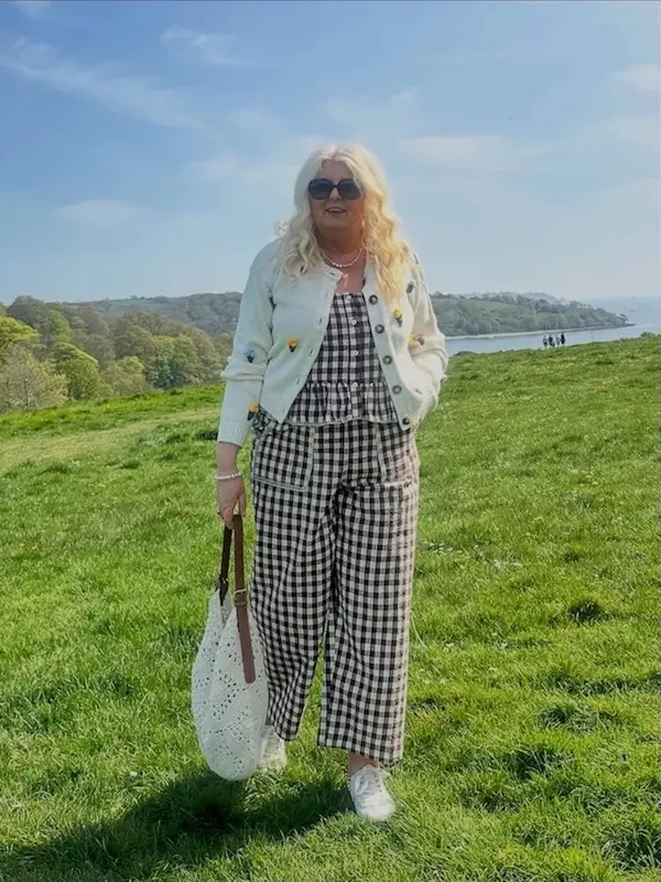 21 Cute Outfits for Plus Size Petite Women Over 50 That Turn Heads 3 cute outfits for plus size petite women over 50