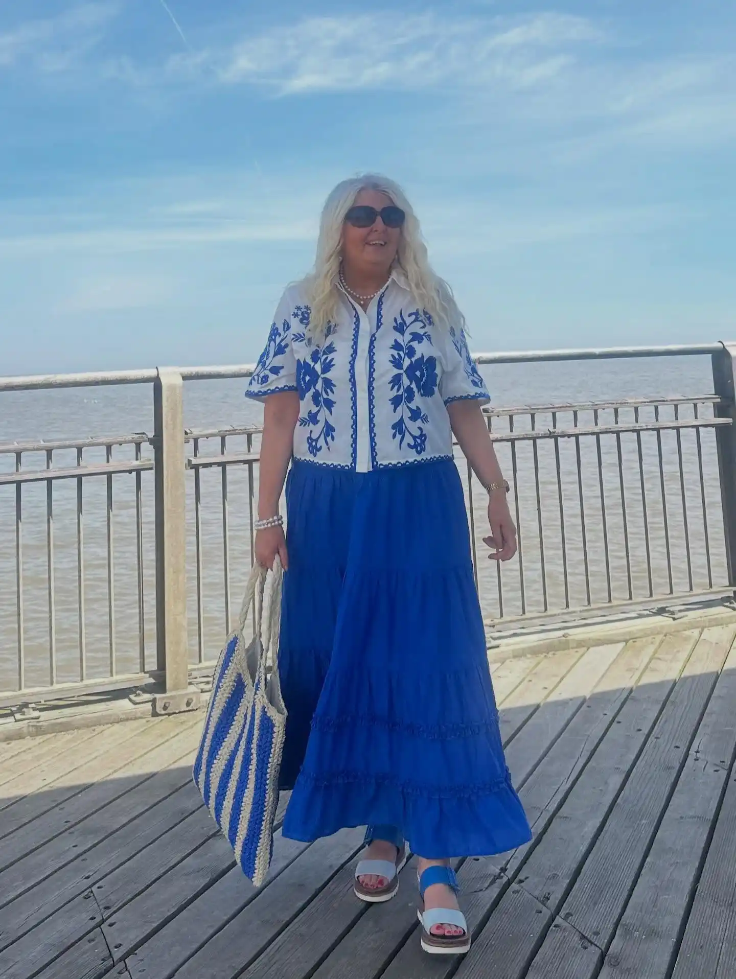 outfits that make you look taller plus size petite over 50