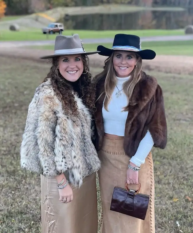 16 Sophisticated Thanksgiving Outfits for Plus-Size Women Over 50 7 thanksgiving outfits for plus size women over 50