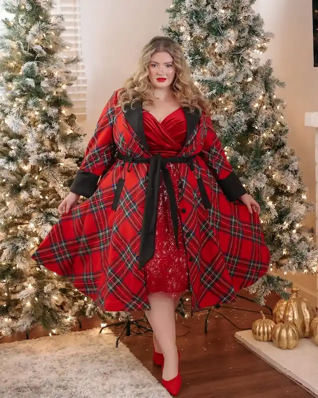 Christmas outfits for plus size petite women over 50