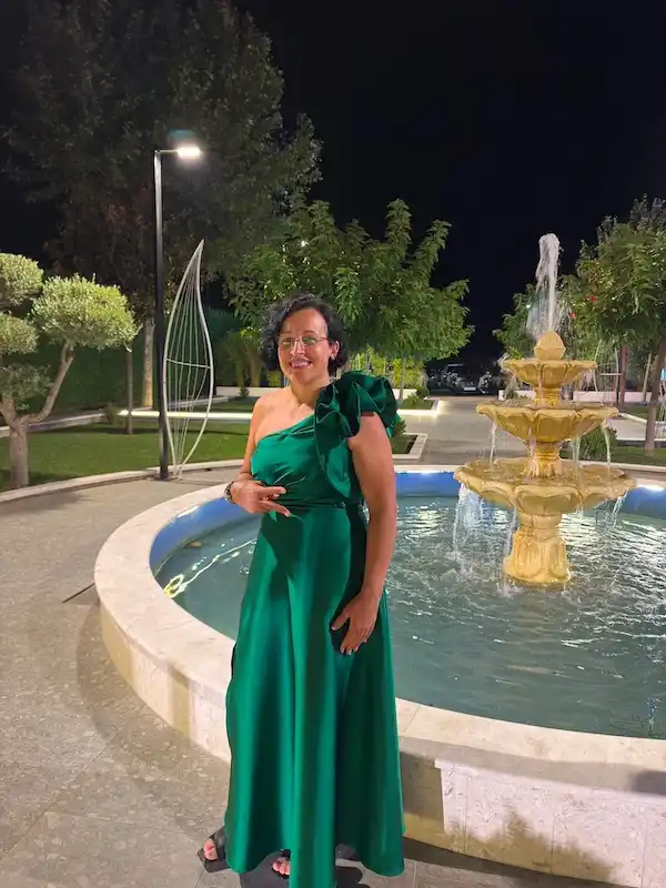 evening outfits for plus size petite women over 50