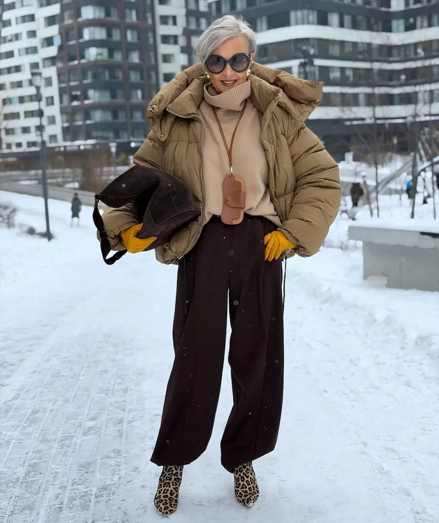 18 Puffer Jacket Outfits for Plus Size Petite Women Over 50 That Aren't Bulky 4 puffer jacket outfits for plus size petite women over 50