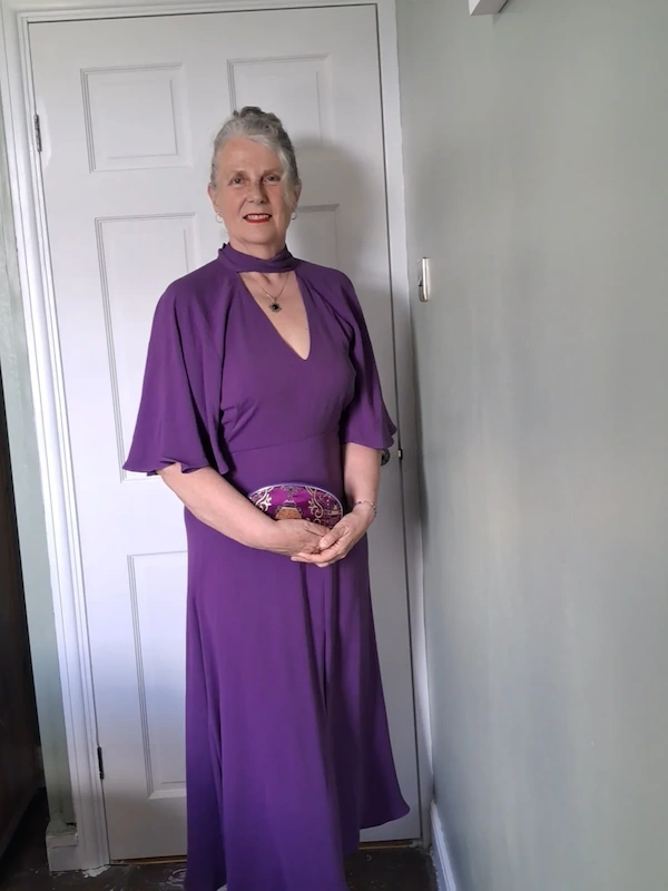 date night outfits for plus size petite women over 50