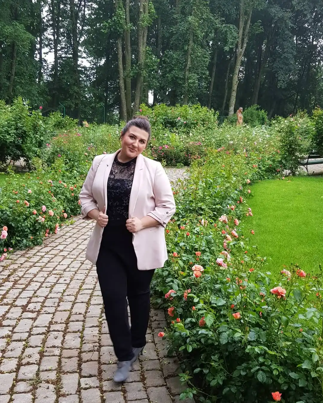 21 Fall Layering Outfits for Plus Size Petite Women Over 50 That Actually Work 16 fall layering outfits for plus size petite women over 50