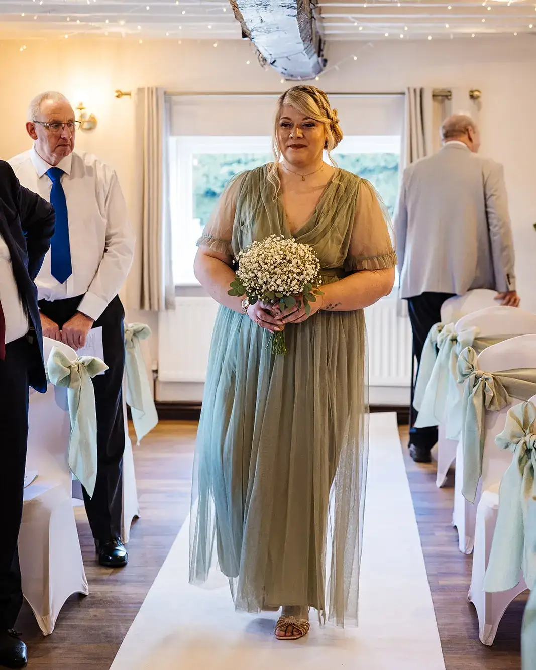 wedding guest outfits for plus size petite women over 50