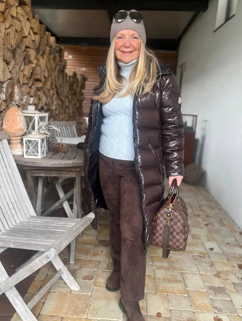 18 Puffer Jacket Outfits for Plus Size Petite Women Over 50 That Aren't Bulky 7 puffer jacket outfits for plus size petite women over 50