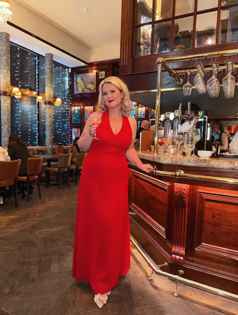 cocktail outfits for plus size petite women over 50